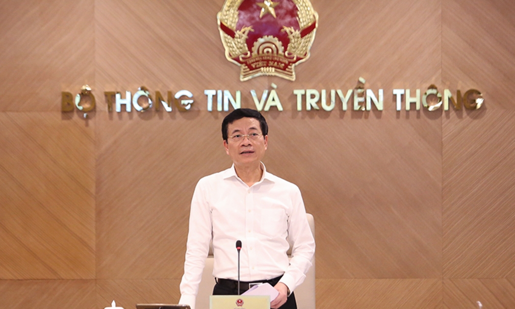 Bộ trưởng Bộ Thông tin và Truyền thông Nguyễn Mạnh Hùng phát biểu tại buổi làm việc với MobiFone chiều 5/8 - Ảnh: Mic.gov.vn.