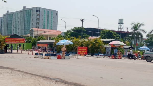 Quảng Ninh hạn chế người và phương tiện qua chốt kiểm soát cầu Đá Bạc