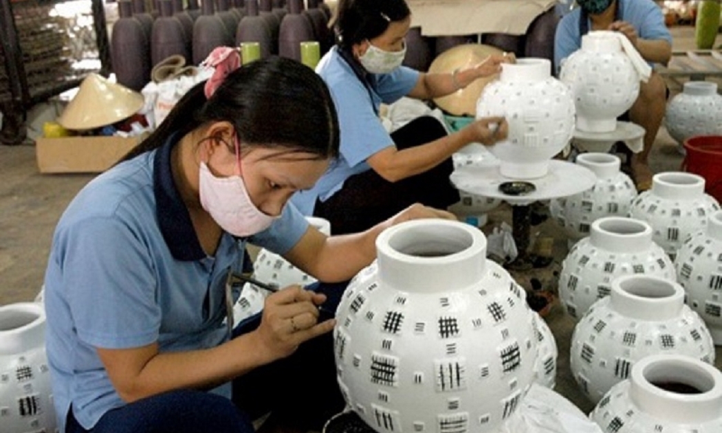 Mức giảm doanh thu của doanh nghiệp tư nhân siêu nhỏ lên tới 39%.