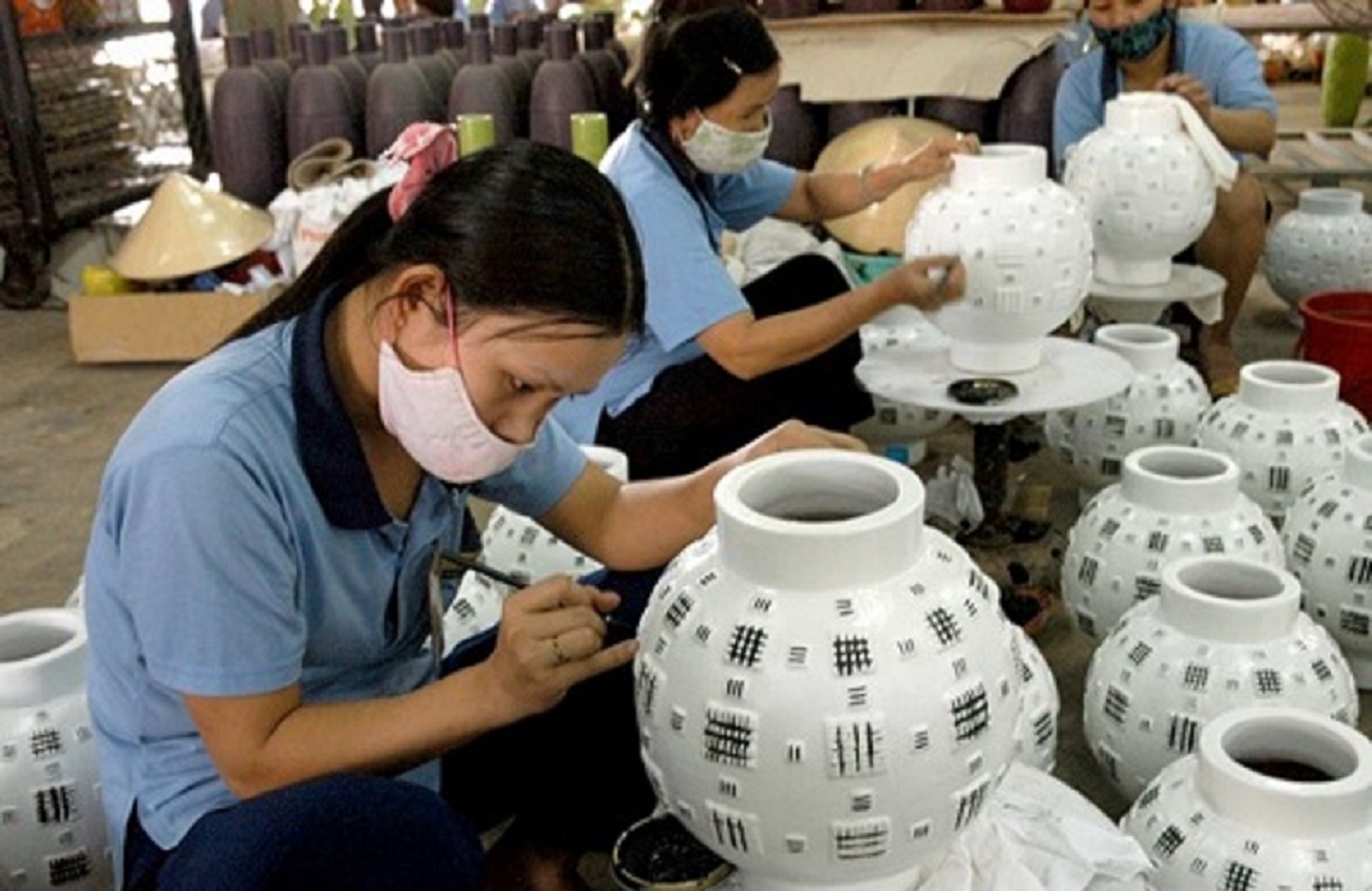 Mức giảm doanh thu của doanh nghiệp tư nhân siêu nhỏ lên tới 39%.