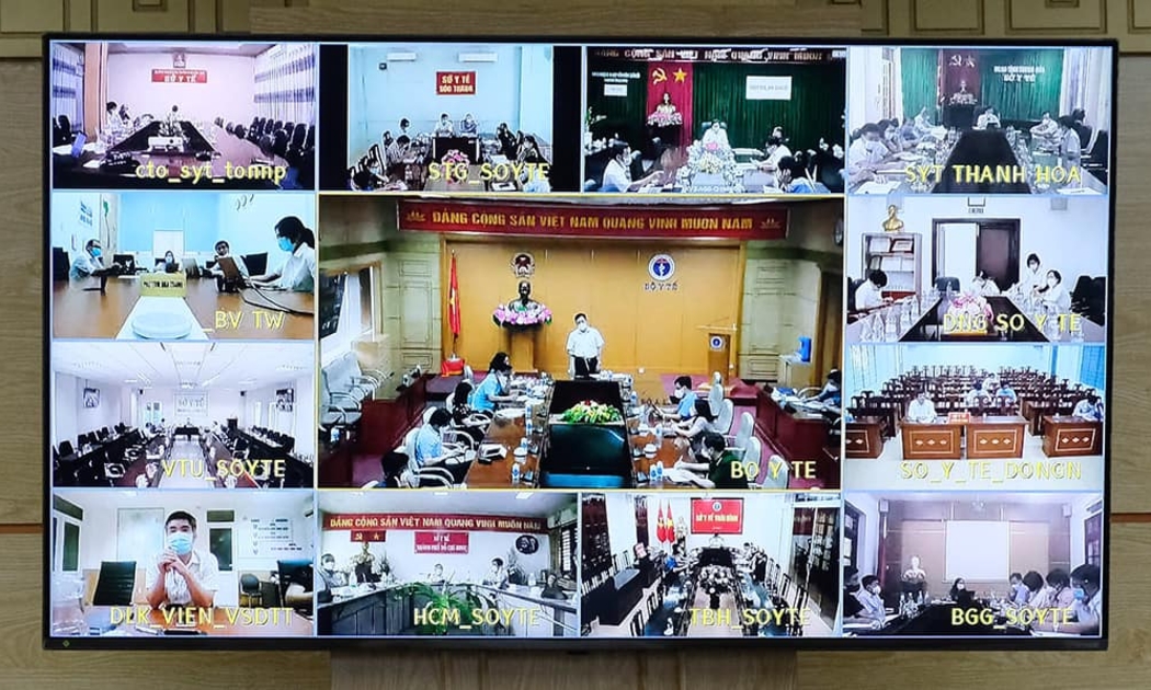 Hội nghị trực tuyến về tiến độ triển khai Chiến dịch tiêm chủng vaccine phòng Covid-19.
