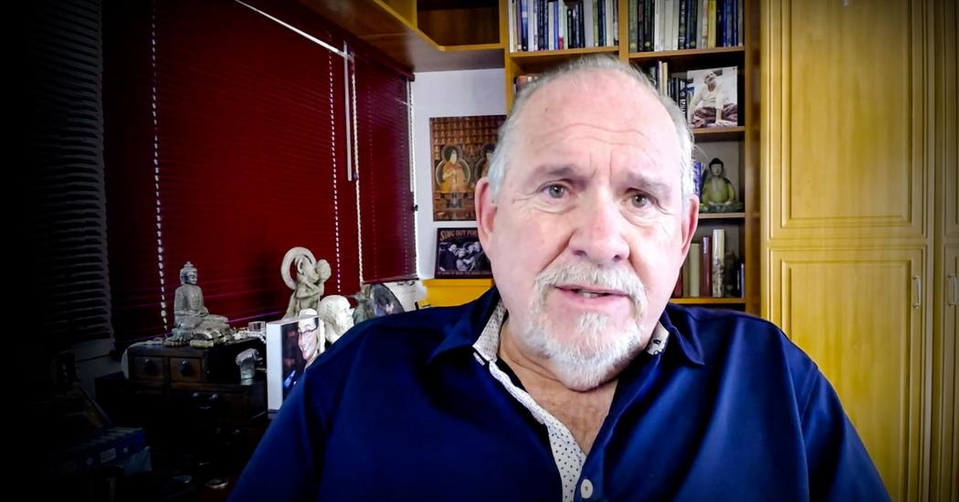 Nhà dịch tễ học nổi tiếng người Mỹ Larry Brilliant.