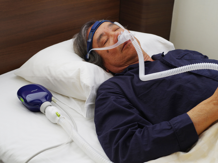 Dựa trên kết quả nghiên cứu, cứ 12 người được điều trị bằng CPAP thì sẽ có một người tránh được việc phải dùng tới thông khí xâm lấn trong ICU.