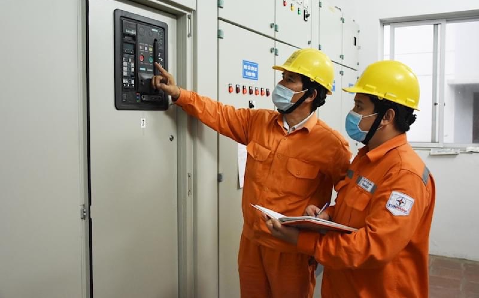 Tiêu thụ điện tại khu vực miền Nam giảm mạnh.