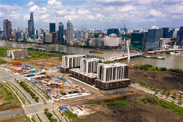 Năm 2020, có 31 dự án nhà ở hình thành trong tương lai đủ điều kiện mở bán tại TP.HCM.