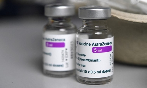 Pháp và Hungary tặng Việt Nam vaccine cùng vật tư y tế phòng Covid-19  