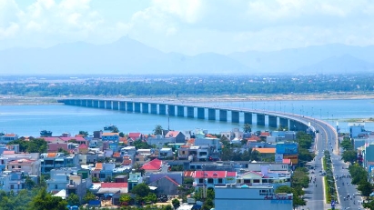 Phu Yen to use land to fund infrastructure