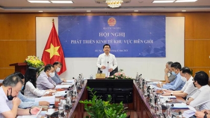 Border economy in need of growth measures