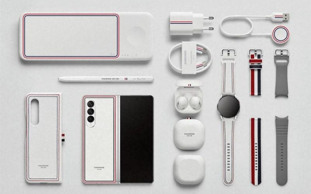 Bộ đôi Galaxy Z Fold3 / Z Flip3 Thom Browne Edition chính thức được mở bán vào hôm nay, 19/08/2021.