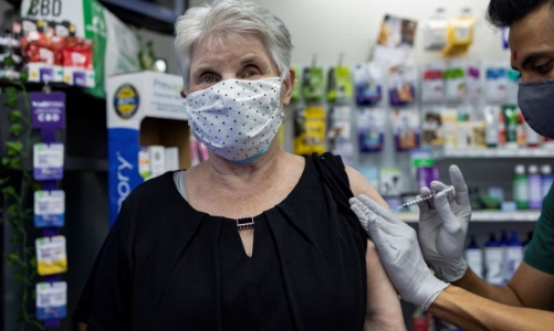 Mỹ lo hiệu quả chống nhập viện, tử vong của vaccine Covid cũng giảm theo thời gian