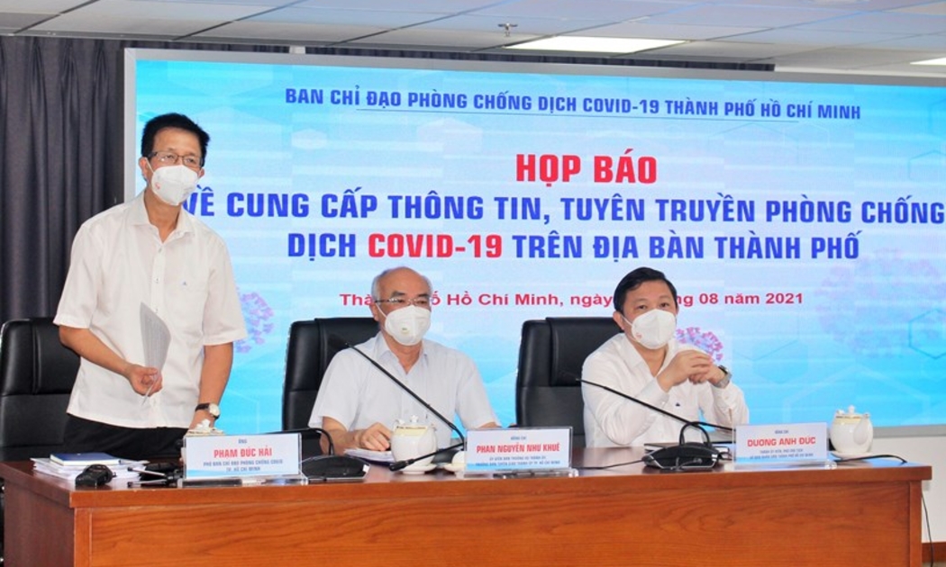Phó trưởng ban chỉ đạo Phòng chống dịch Covid-19 TP.HCM Phạm Đức Hải tại cuộc họp.