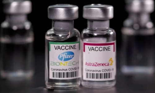 Nghiên cứu mới: Hiệu quả bảo vệ của vaccine Pfizer giảm nhanh hơn vaccine AstraZeneca trước biến thể Delta