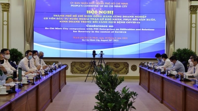 HCMC stands beside FDI enterprises during pandemic
