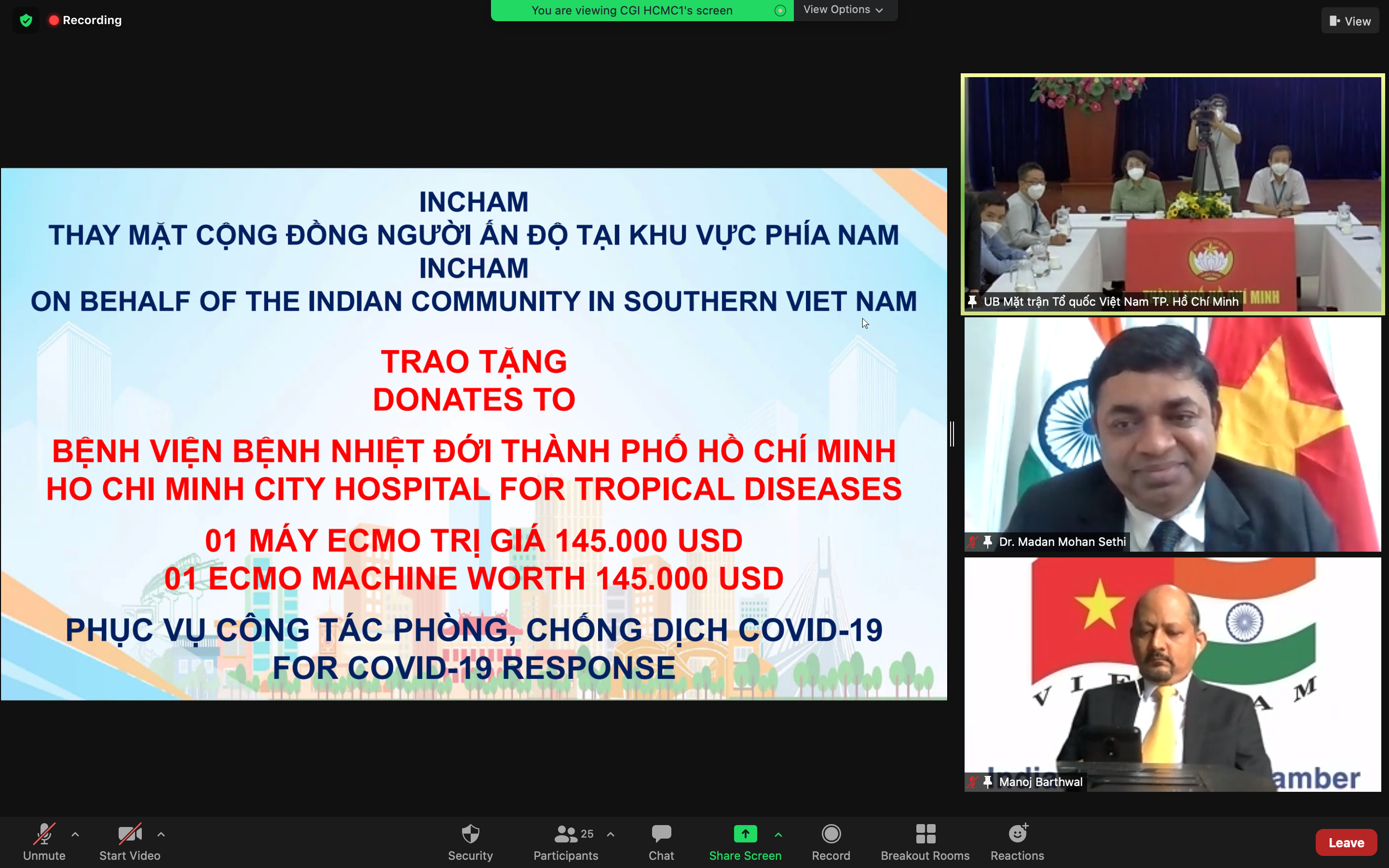 Lễ trao tặng được tổ chức trực tuyến