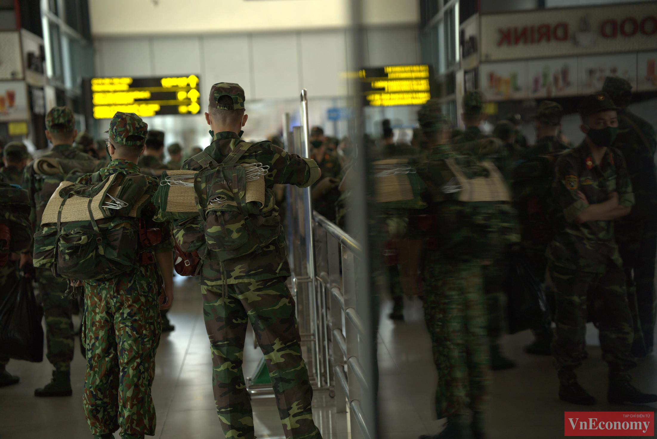 Sau 60 tổ qu&acirc;n y của Học viện Qu&acirc;n y&nbsp;xuất qu&acirc;n, trong tuần tới tiếp tục c&oacute; th&ecirc;m hơn 100 tổ qu&acirc;n y kh&aacute;c chi viện cho TP.HCM v&agrave; c&aacute;c tỉnh, th&agrave;nh ph&iacute;a Nam.