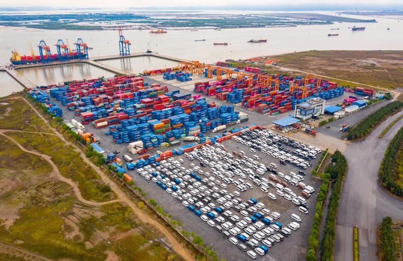 Hai Phong proposes development mechanisms and policies