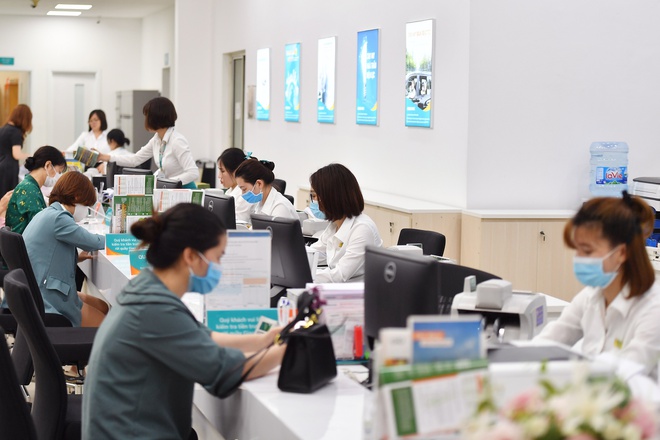 Đại dịch Covid - 19 buộc ngân hàng phải đóng cửa bớt các chi nhánh