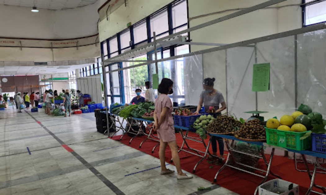 Trung tâm Xúc tiến thương mại thuộc Bộ Nông nghiệp và Phát triển nông thôn được trưng dụng làm nơi tập kết, trung chuyển hàng hoá trong thời gian chống dịch Covid-19