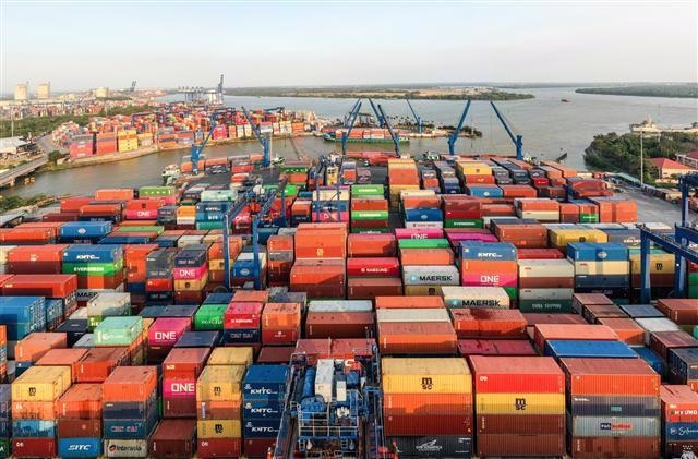 Container throughput posts double-digit growth