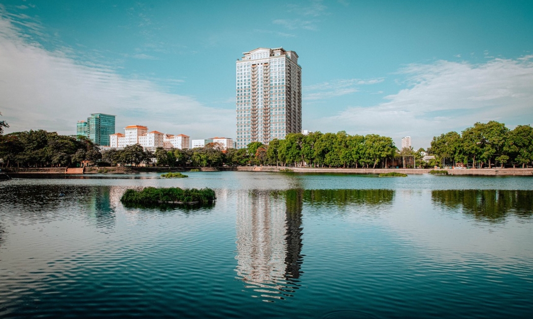 D’. Palais Louis ôm trọn tầm nhìn công viên Nghĩa Đô rộng 47.000 m2.