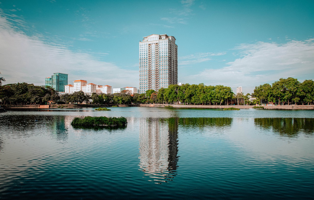 D’. Palais Louis ôm trọn tầm nhìn công viên Nghĩa Đô rộng 47.000 m2.