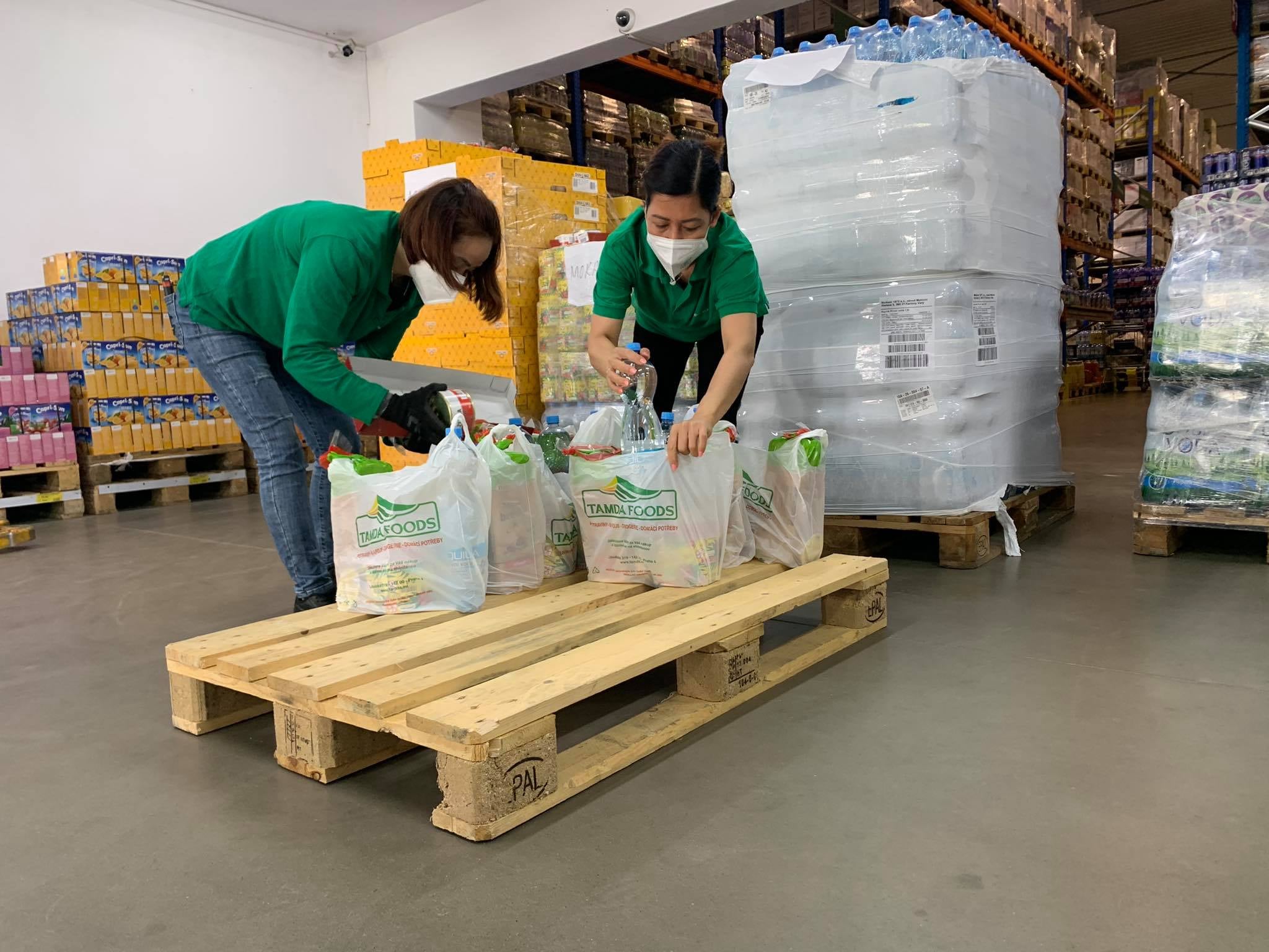 Tamda Foods đáp ứng được nhu cầu cung ứng hàng hóa cho hệ thống cửa hàng rộng khắp mọi nơi của người Việt trên đất Czech.