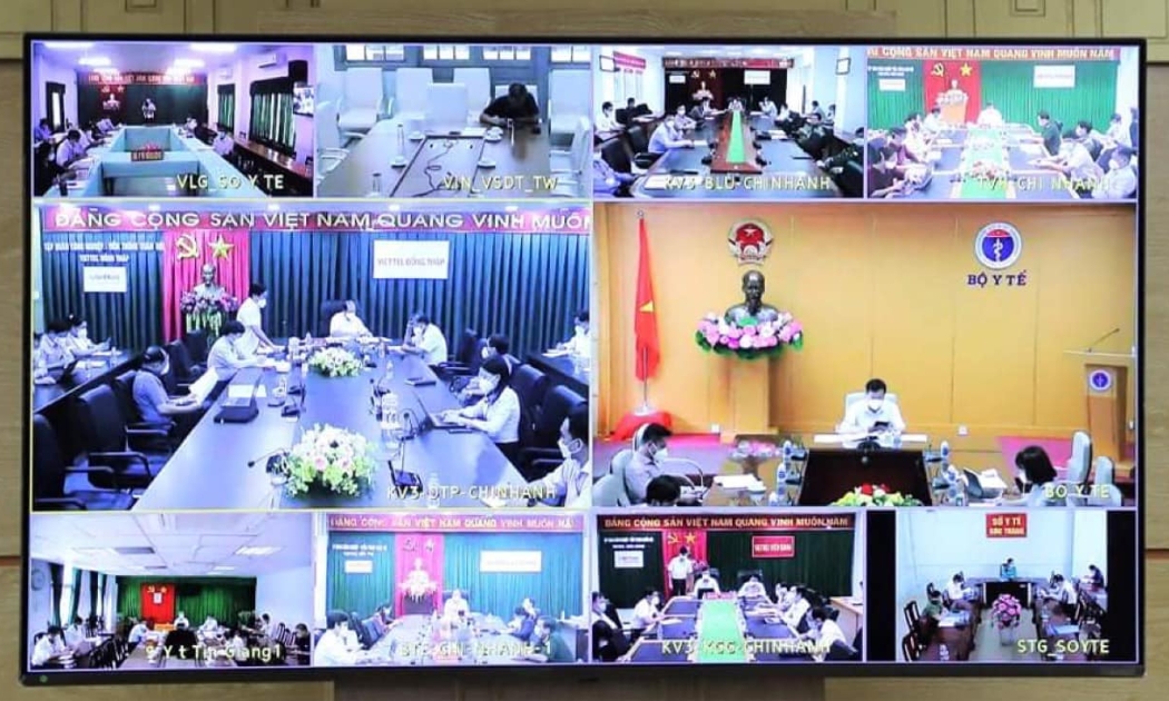 Thứ trưởng Bộ Y tế Đỗ Xuân Tuyên chủ trì cuộc họp trực tuyến với 12 tỉnh, thành Tây Nam Bộ