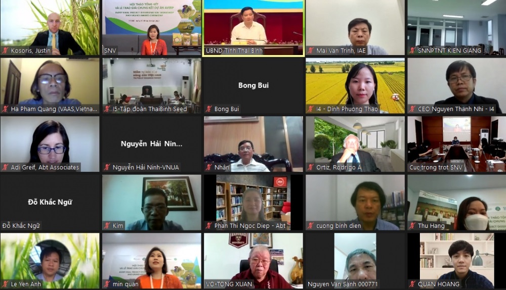 Trao giải Chung kết Dự án “Sản xuất lúa bền vững và Giảm phát thải Khí nhà kính AgResults theo hình thức trực tuyến.