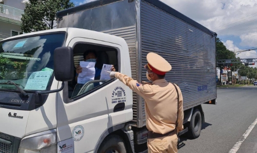 Bộ Giao thông Vận tải: Bãi bỏ ngay các quy định không phù hợp, dứt khoát không để ùn tắc 