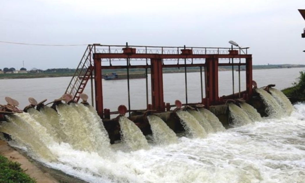 Xây dựng các công trình thủy lợi sẽ đem lại hiệu quả cho sản xuất nông, ngư nghiệp.
