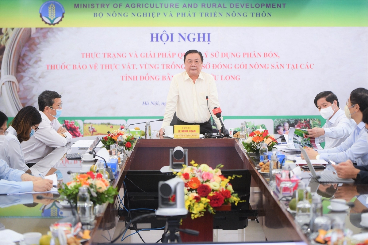 Hội thảo về thực trạng sử dụng phân bón, thuốc bảo vệ thực vật.