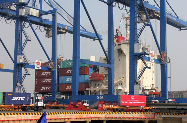 Tân Cảng Hiệp Phước tạm ngưng tiếp nhận dịch vụ đóng rút hàng gạo tại bến sà lan từ ngày 25/8 cho đến khi có thông báo mới