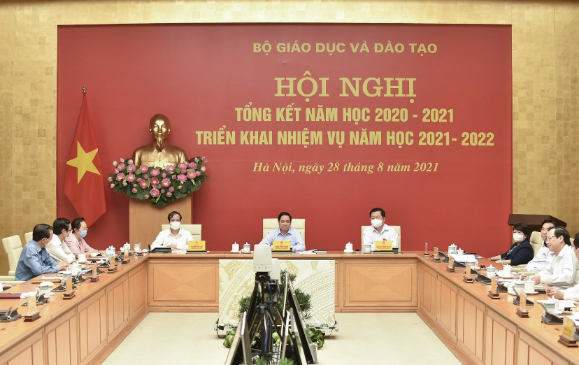 Toàn cảnh cuộc họp.