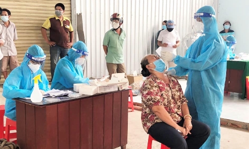 Ngày 29/8: Ghi nhận 12.796 ca nhiễm Covid-19, Hà Nội 133 ca