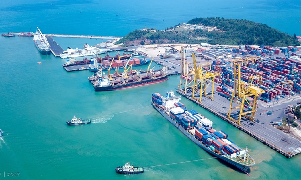 Miễn, giảm một số loại phí hàng hải cho tàu chuyển tải dầu tại vịnh Vân Phong, Khánh Hoà từ ngày 12/10.