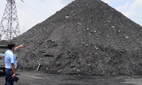 Khởi tố nhóm đối tượng mua bán trái phép hàng triệu tấn than