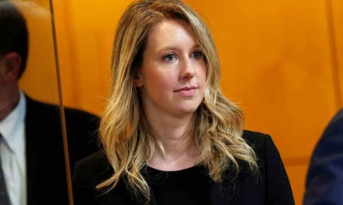 Đường đến vành móng ngựa của Elizabeth Holmes, nữ tỷ phú tự thân từng được tung hô