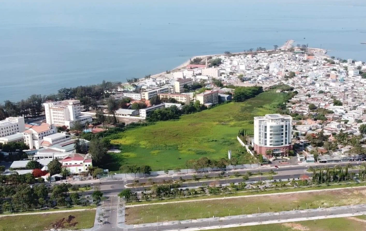 Vị trí khu đất trống sẽ thực hiện dự án Ocean Light Center Phan Thiết.