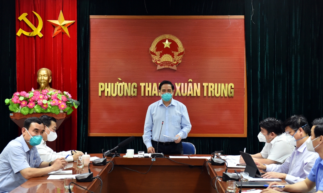 Thủ tướng chủ trì cuộc họp với 579 xã phường của TP. Hà Nội tại trụ sở UBND phường Thanh Xuân Trung, quận Thanh Xuân, Hà Nội - Ảnh: VGP