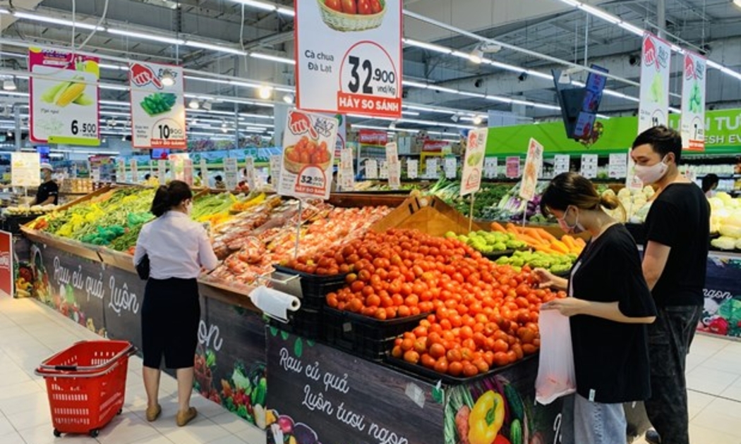Giá các mặt hàng được công khai giúp người dân thuận tiện hơn trong mua sắm.