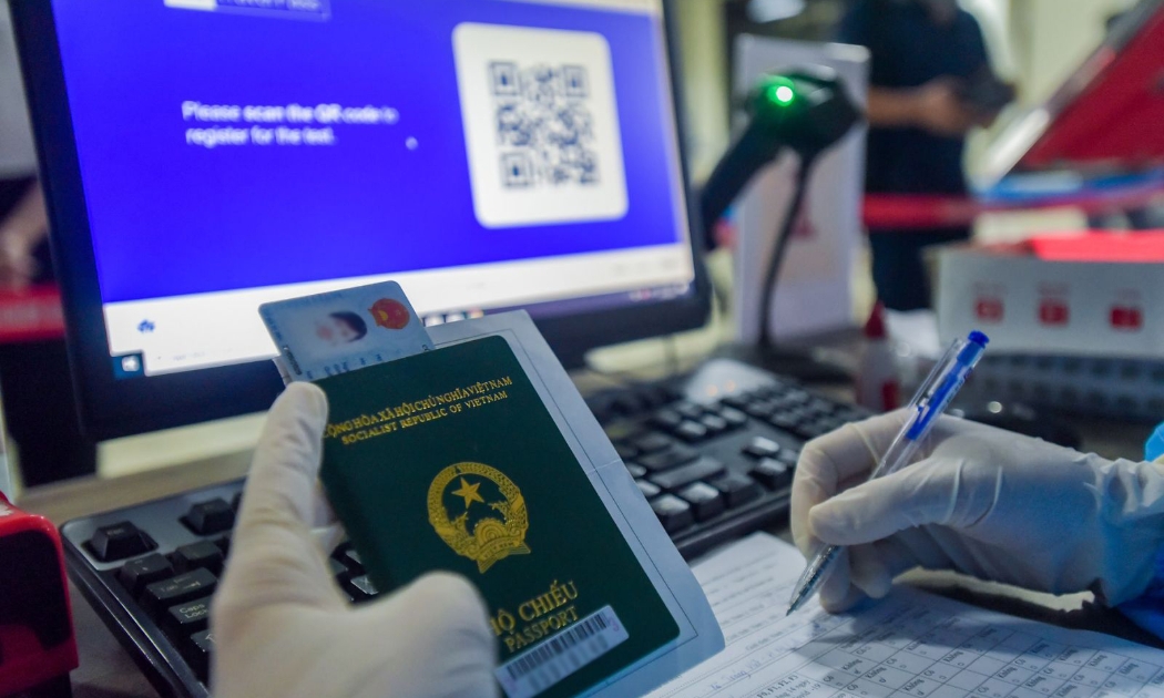 Hộ chiếu sức khoẻ điện tử sẽ mở ra cơ hội phục hồi các chuyến bay quốc tế. Ảnh: VNA