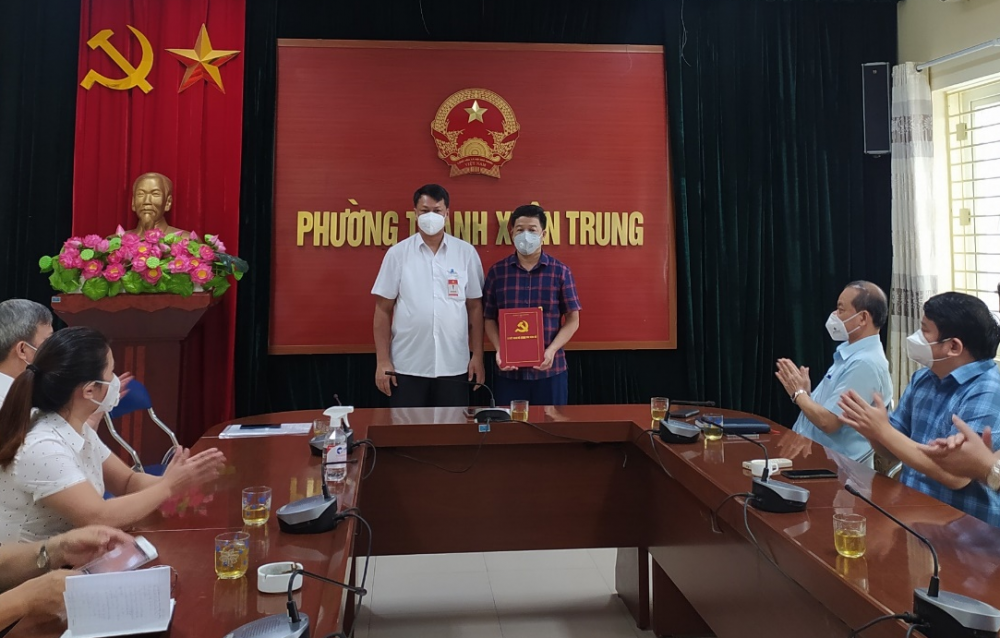 Ông Nguyễn Xuân Hải được điều động giữ chức vụ Bí thư Đảng ủy phường Thanh Xuân Trung, nhiệm kỳ 2020-2025 vào sáng ngày 2/9.
