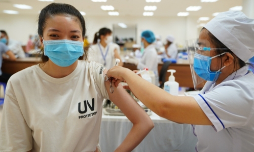 TP. HCM đề xuất tiêm vaccine cho 642.000 học sinh