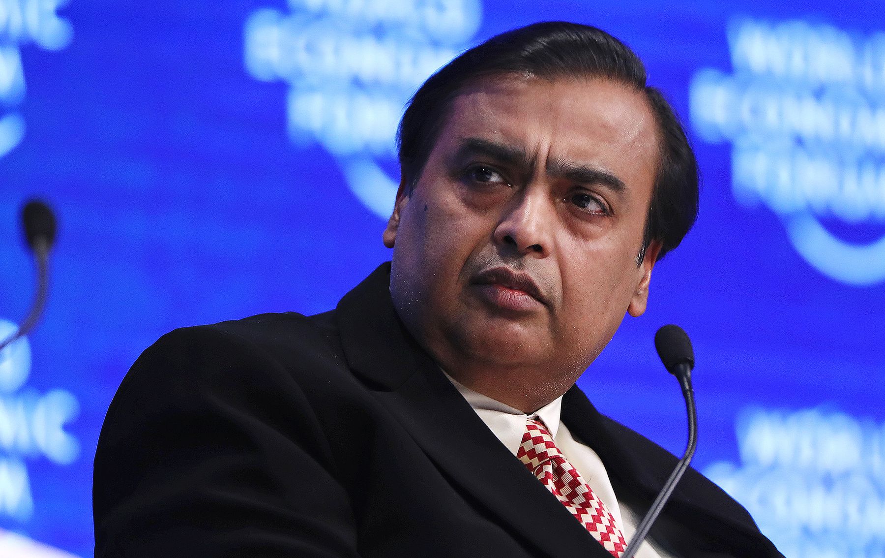 Tỷ phú Ấn Độ Mukesh Ambani - Ảnh: Bloomberg.