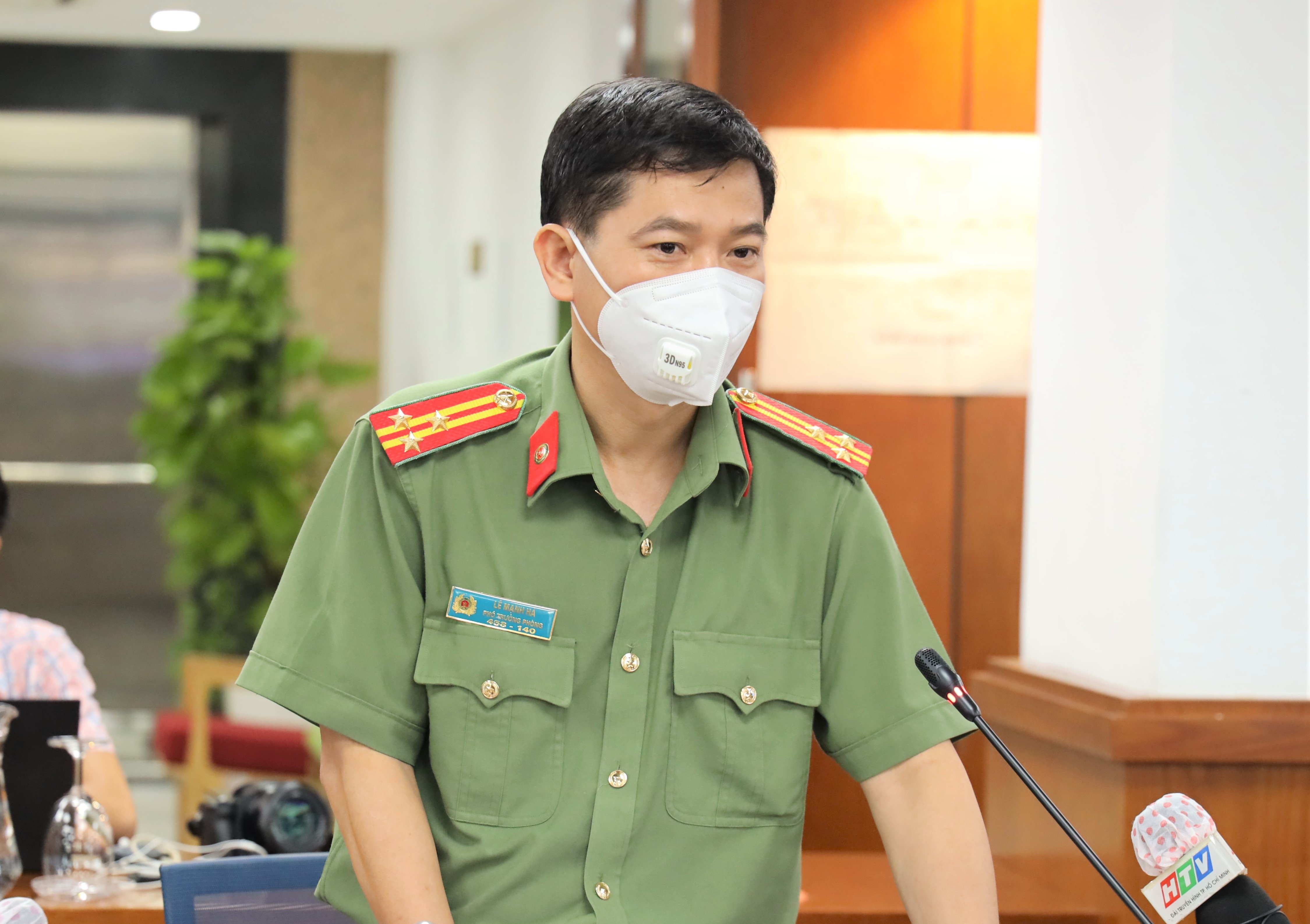 Phó Trưởng phòng tham mưu Công an TP.HCM Lê Mạnh Hà thông tin về việc gia hạn giấy đi đường sau 6/9.