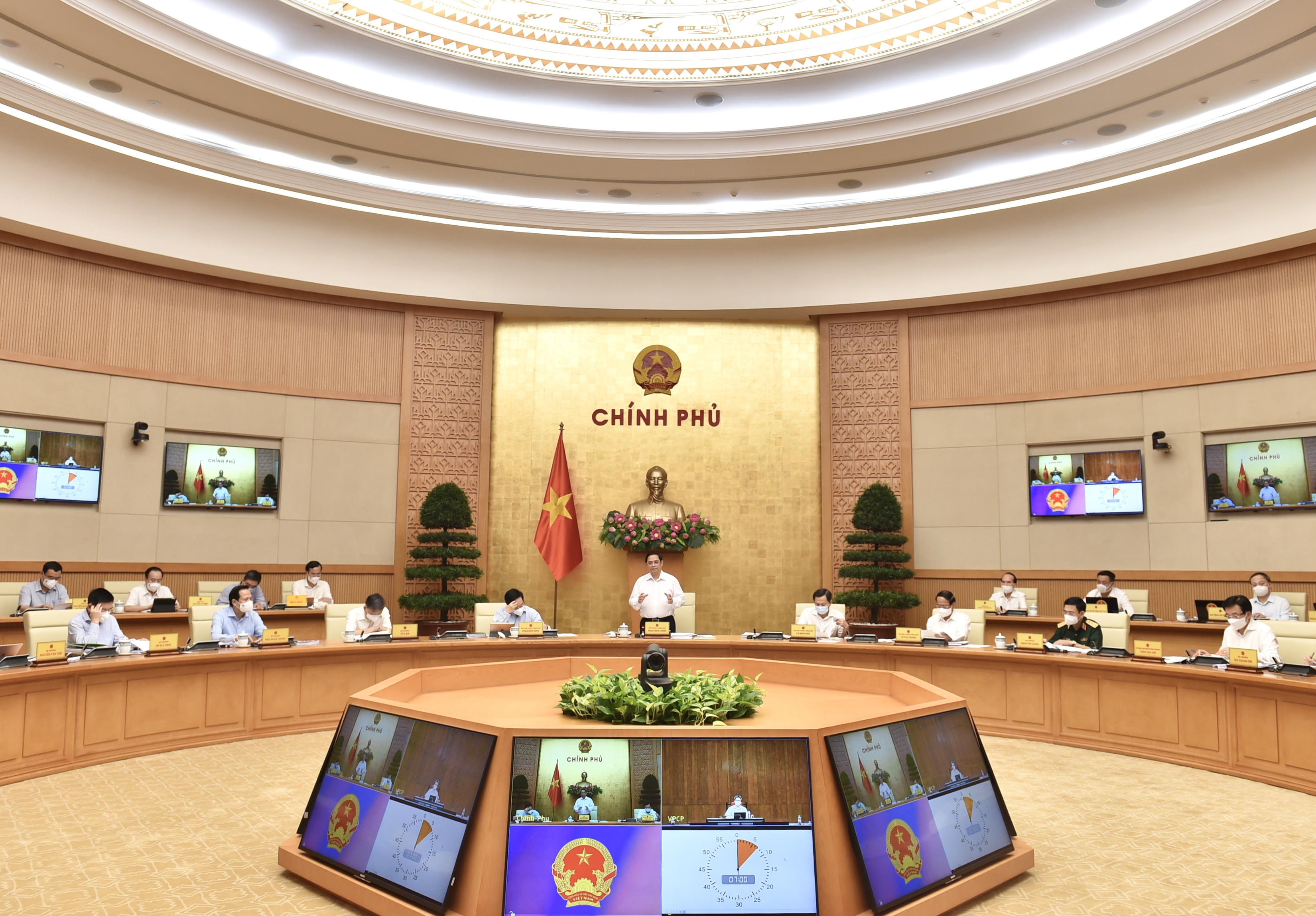 Toàn cảnh phiên họp sáng 6/9 - Ảnh: VGP