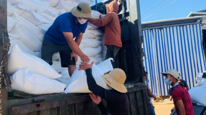 Rice reserves given to people in need