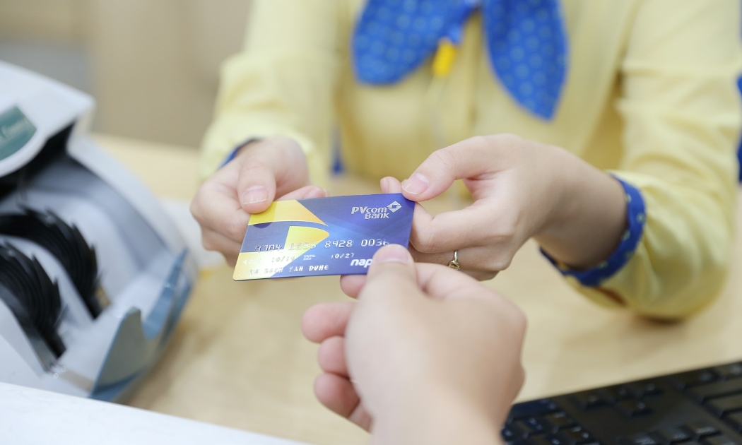 PVcomBank - Ngân hàng có tài khoản thanh toán cá nhân tốt nhất Việt Nam 2021.