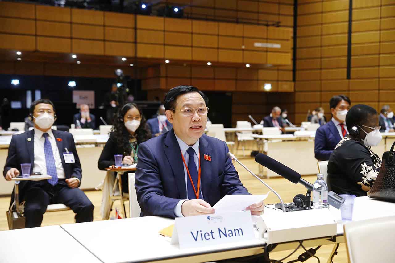 Chủ tịch Quốc hội Vương Đình Huệ tại Hội nghị. Ảnh: Quochoi.vn/Doãn Tấn .