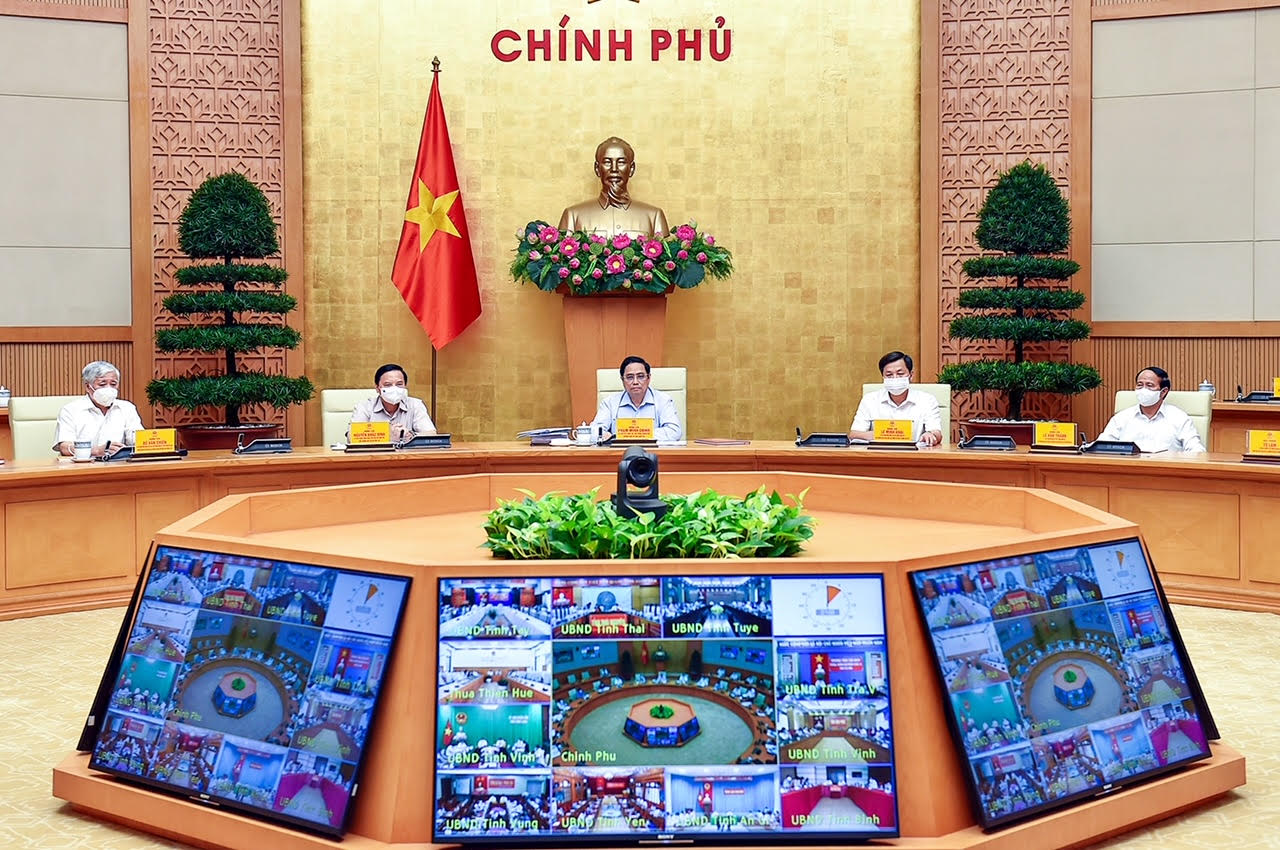 Cuộc họp được kết nối trực tuyến tới 28 tỉnh, thành phố ven biển, 136 quận, huyện, thị xã và 675 xã, phường, thị trấn. Ảnh: VGP.